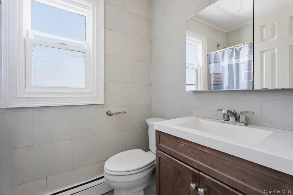 101 Spruce Avenue Bethpage NY 11714