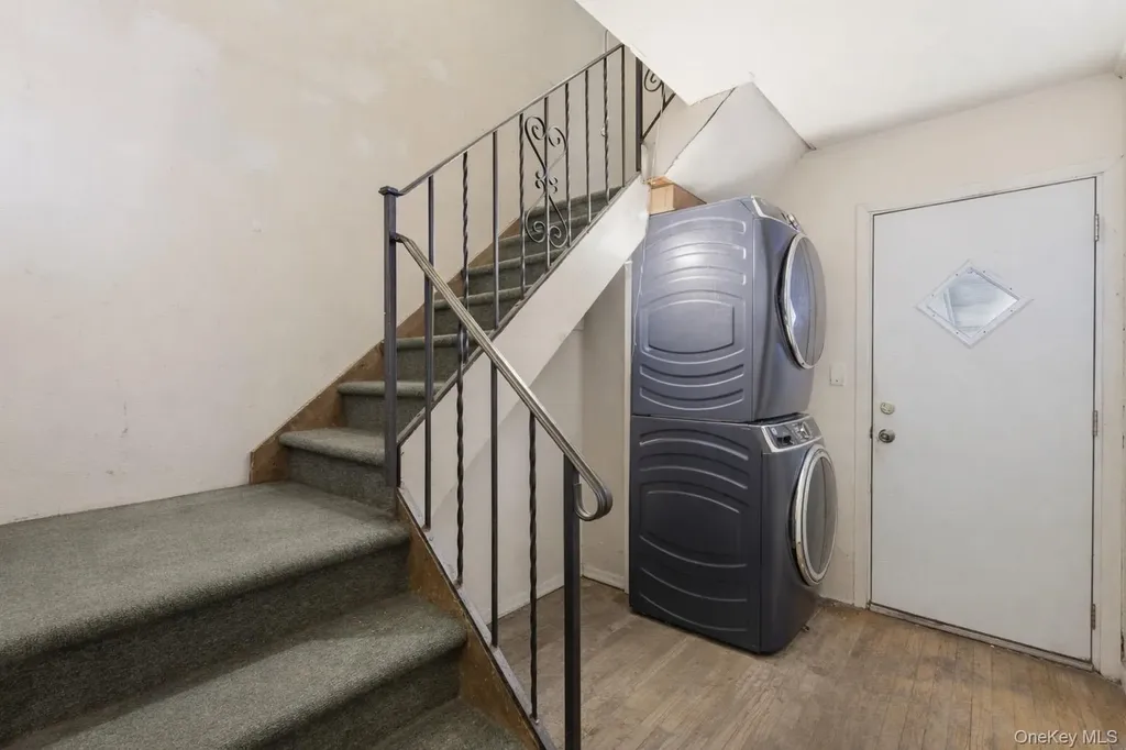 101 Spruce Avenue Bethpage NY 11714