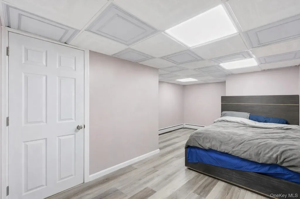 101 Spruce Avenue Bethpage NY 11714