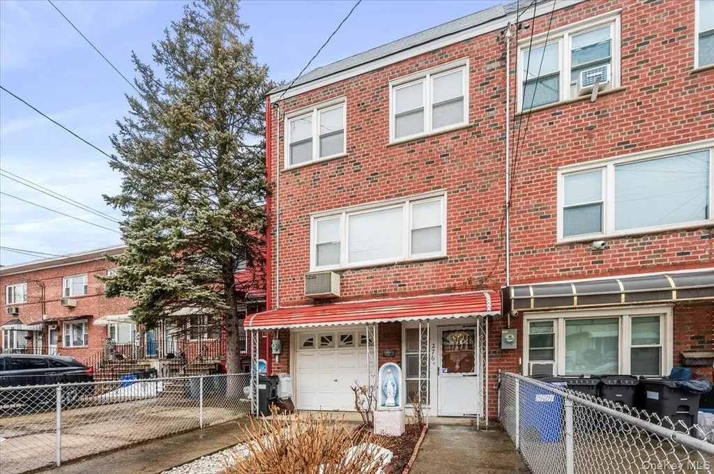 276 Brinsmade Avenue Bronx NY 10465