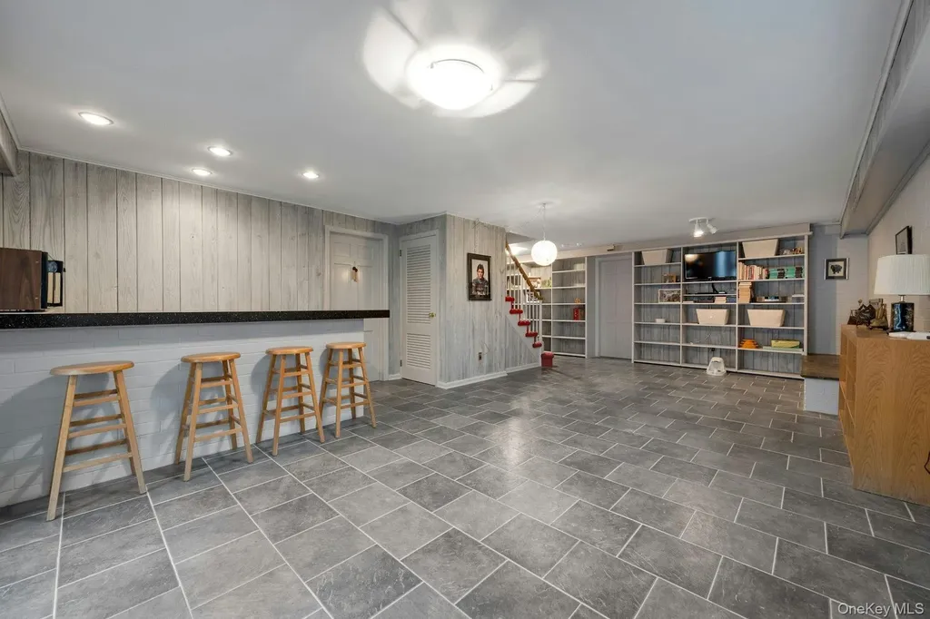48 Highland Circle Bronxville NY 10708