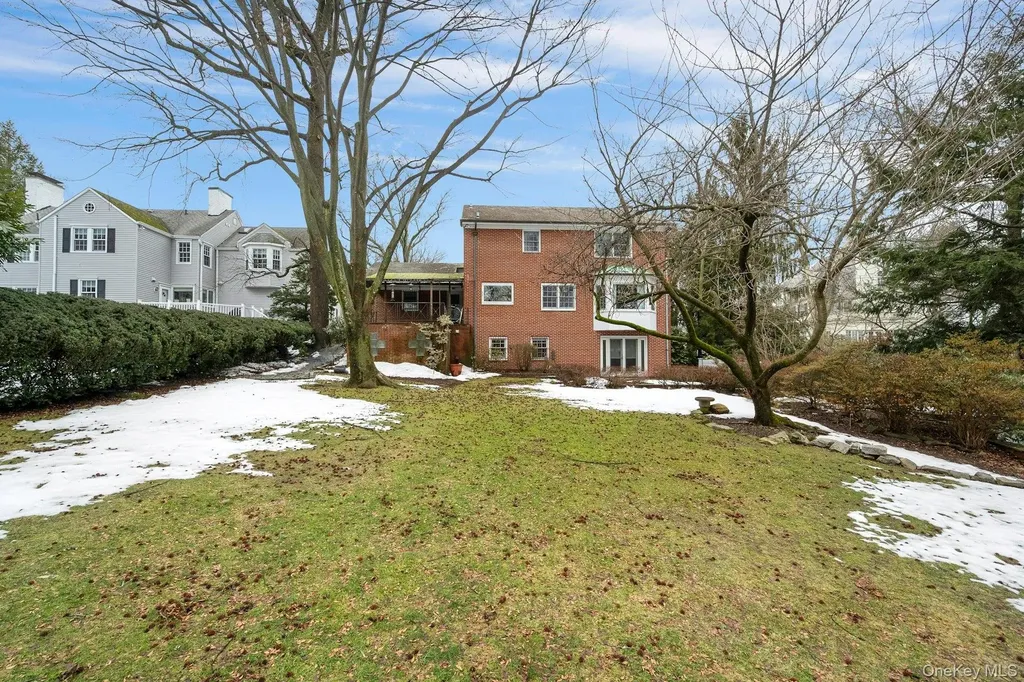 48 Highland Circle Bronxville NY 10708