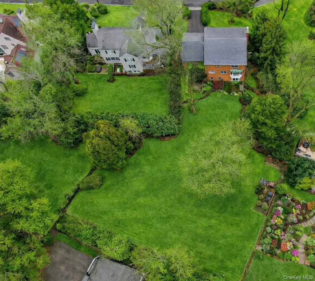 48 Highland Circle Bronxville NY 10708