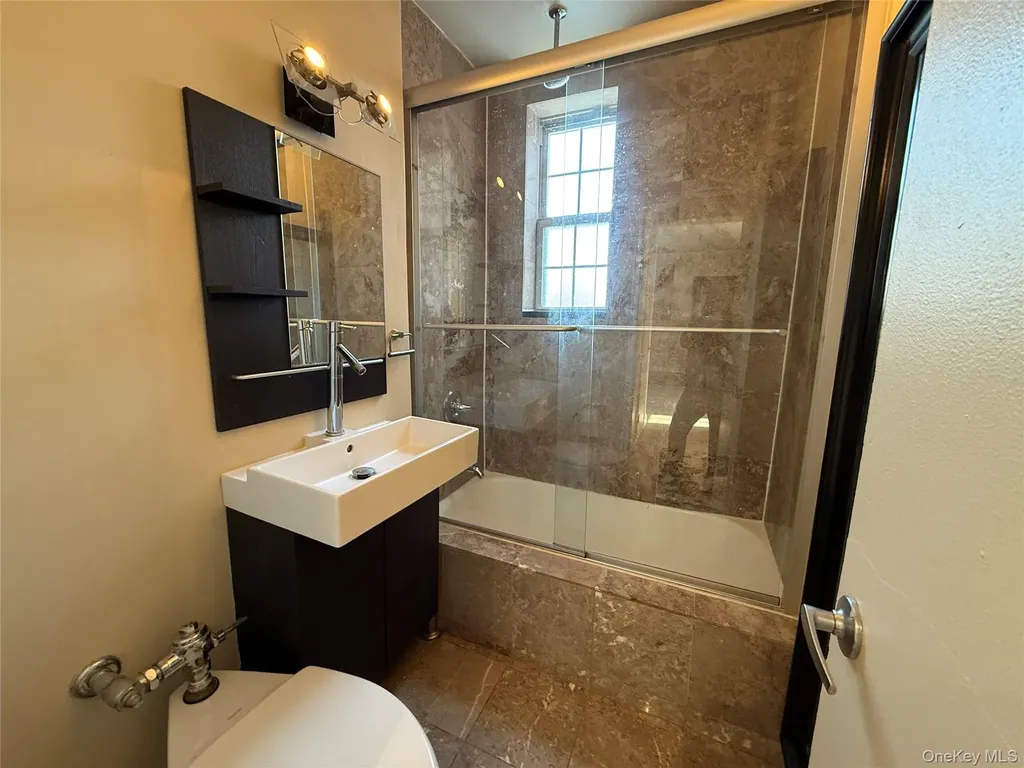 796 Bronx River Road Bronxville NY 10708