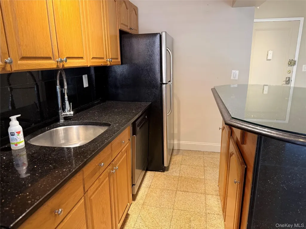 796 Bronx River Road Bronxville NY 10708