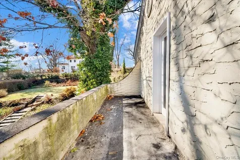 20 Mersereau Avenue Mount Vernon NY 10553