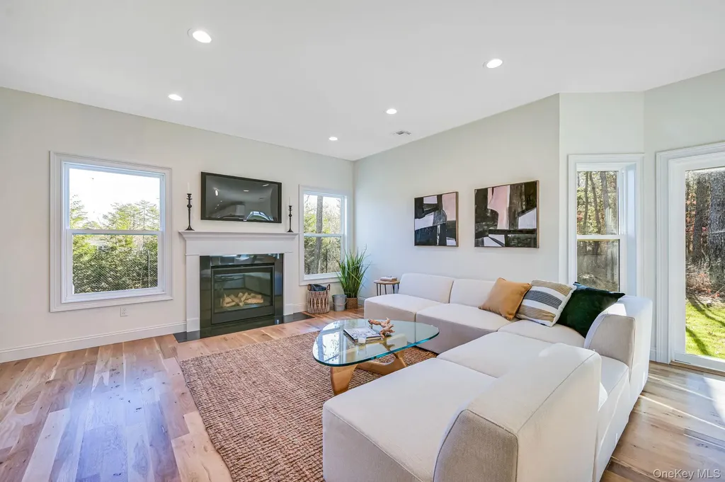 465 Mill Road Coram NY 11727