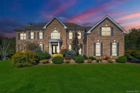 144 Shamrock Hills Drive Wappingers Falls NY 12590