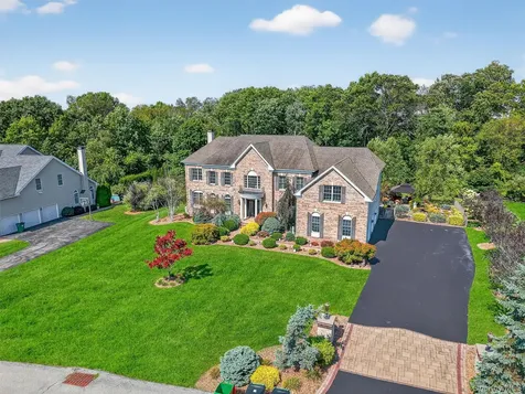 144 Shamrock Hills Drive Wappingers Falls NY 12590