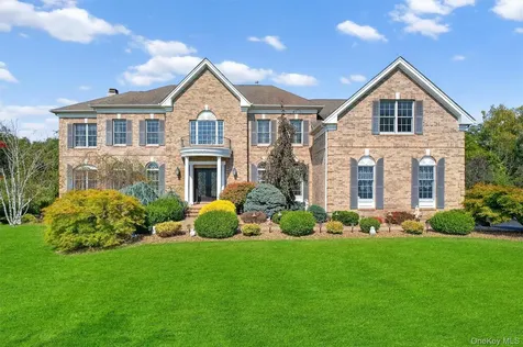 144 Shamrock Hills Drive Wappingers Falls NY 12590