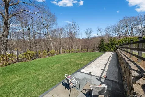 38 Saddle Ridge Road Pound Ridge NY 10576