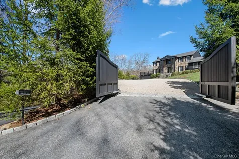 38 Saddle Ridge Road Pound Ridge NY 10576