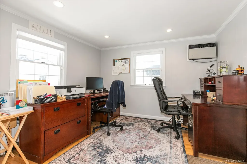 30 Highland Place Great Neck NY 11020