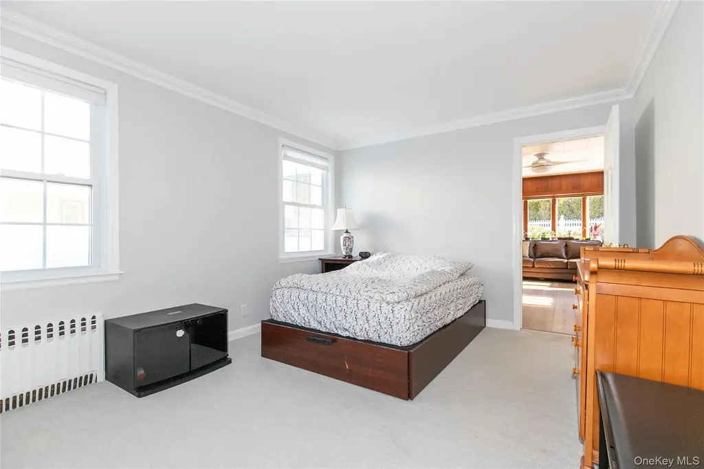 30 Highland Place Great Neck NY 11020
