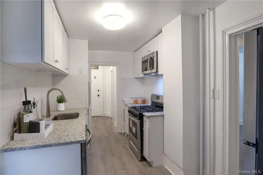 35 White Avenue Nyack NY 10960