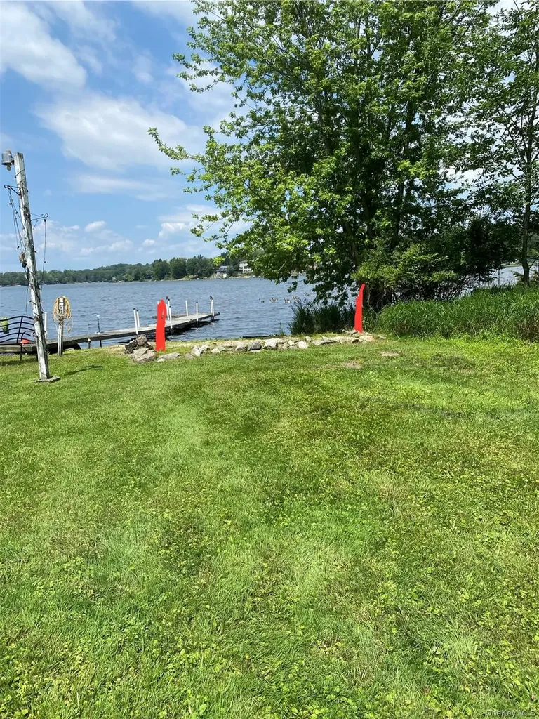 Lake Shore Drive E Rock Hill NY 12775
