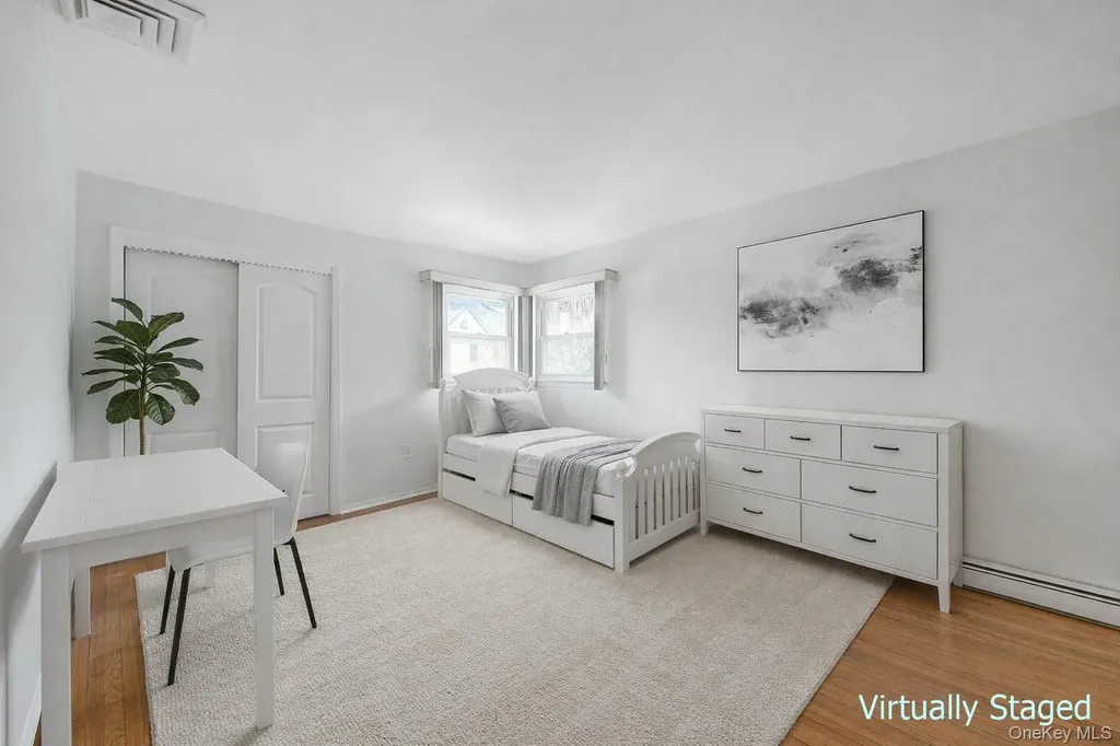 98 Union Place Lynbrook NY 11563