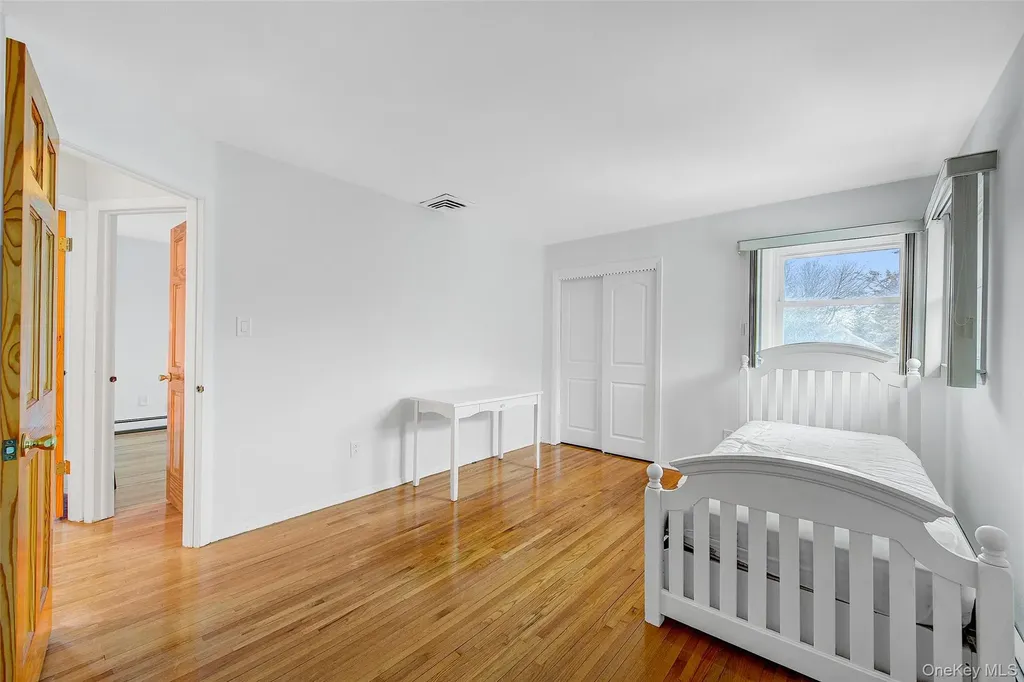 98 Union Place Lynbrook NY 11563