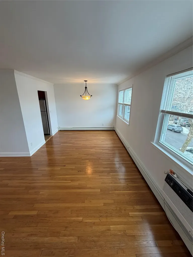 144-50 25th Road Flushing NY 11354