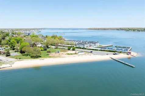 134 6th Street Greenport NY 11944