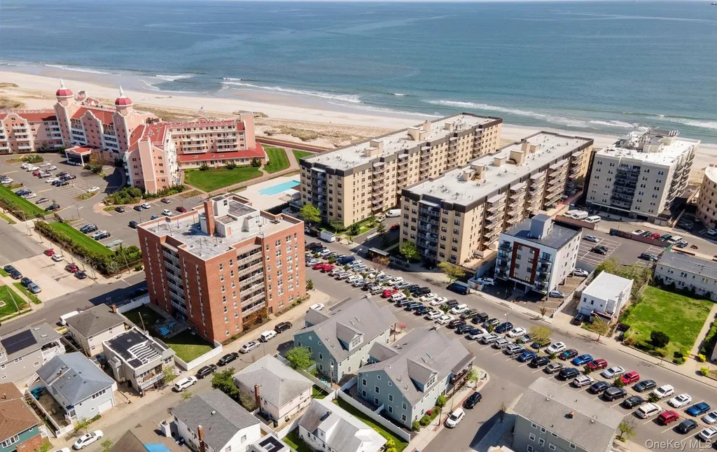 847B E Broadway Long Beach NY 11561