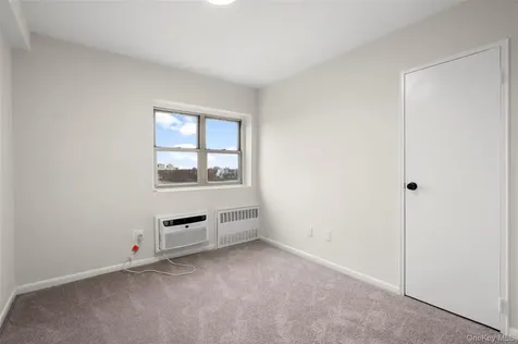 20 Secor Place Yonkers NY 10704