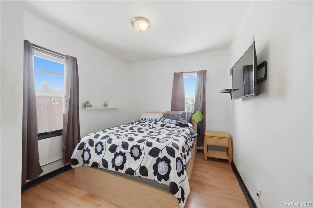 4423 Mundy Lane Bronx NY 10466