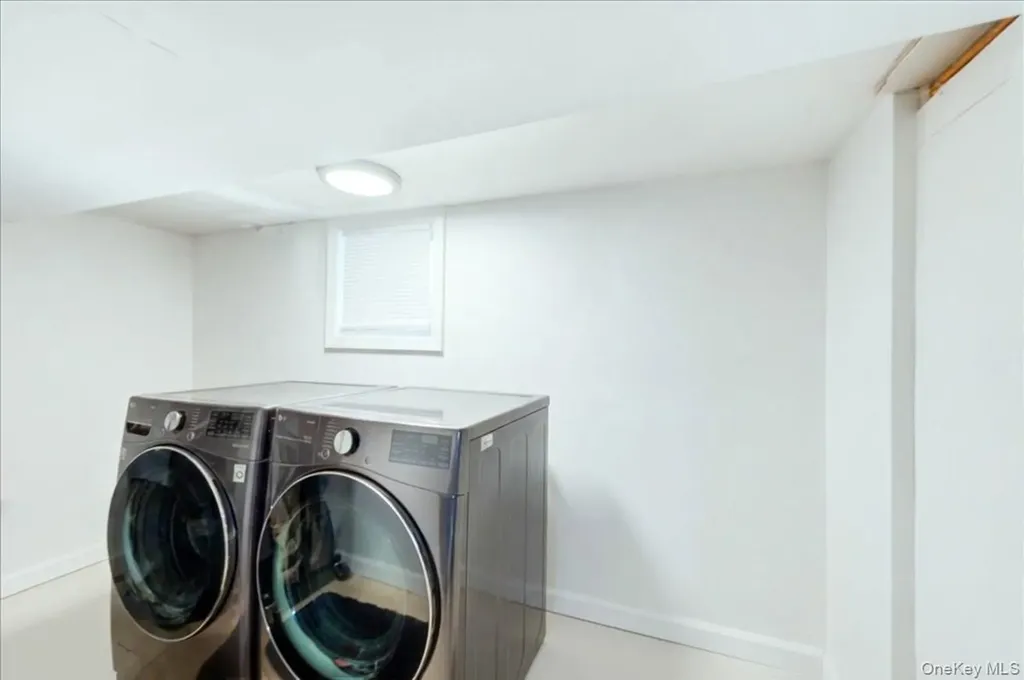 4423 Mundy Lane Bronx NY 10466