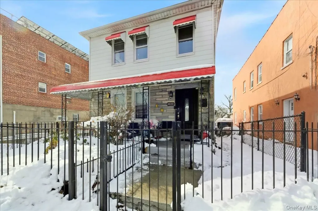 4423 Mundy Lane Bronx NY 10466