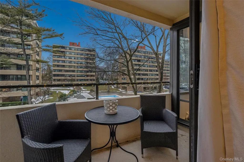 10-10 166th Street Beechhurst NY 11357