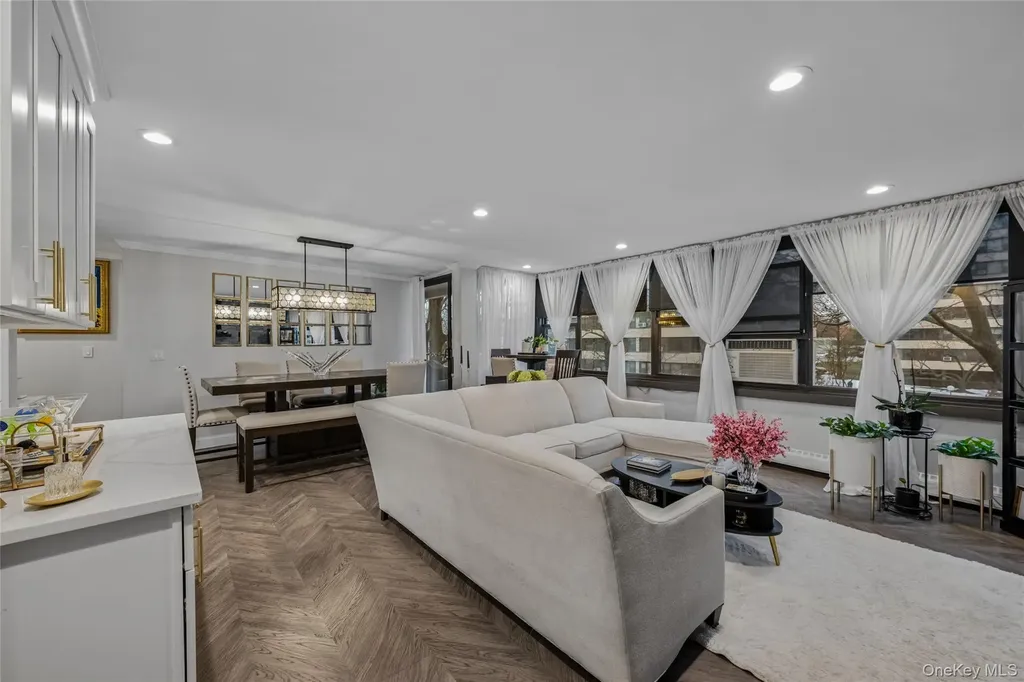 10-10 166th Street Beechhurst NY 11357