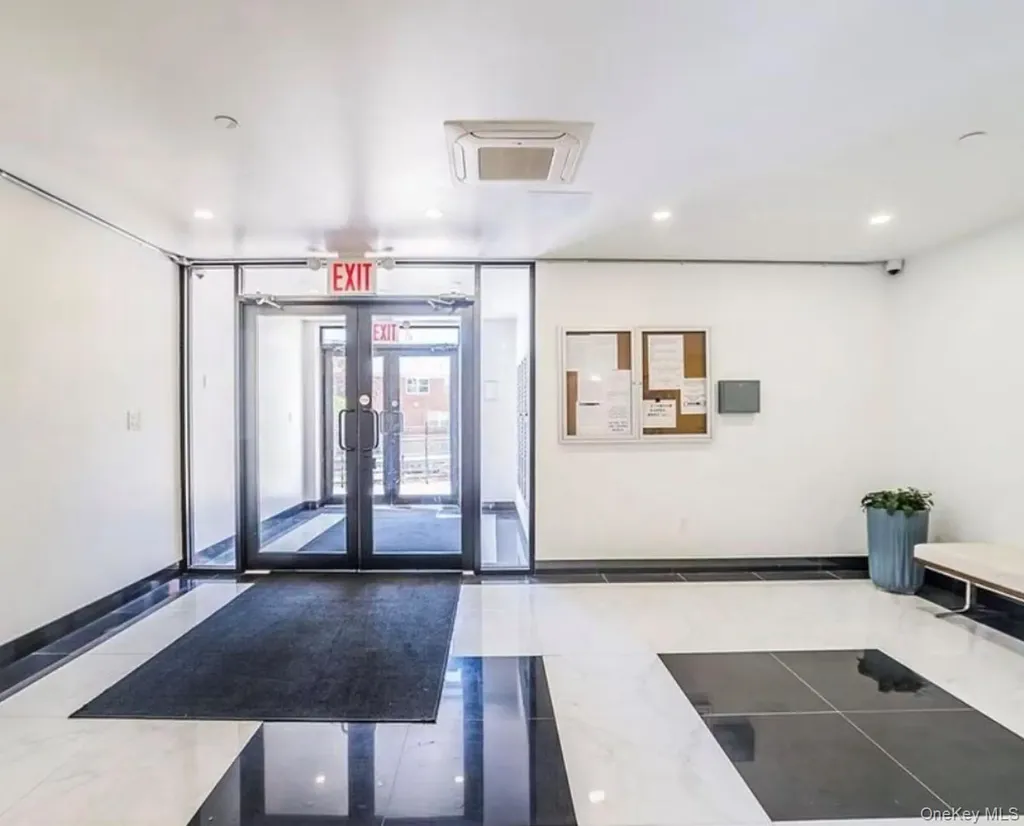 42-29 Parsons Boulevard Flushing NY 11355