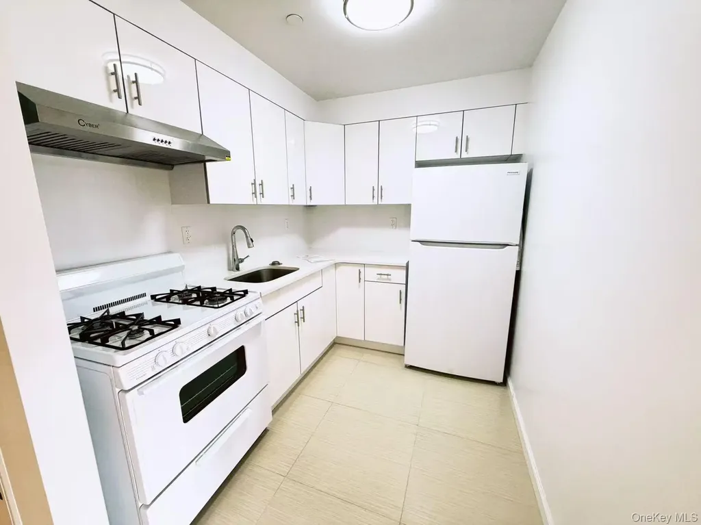 42-29 Parsons Boulevard Flushing NY 11355