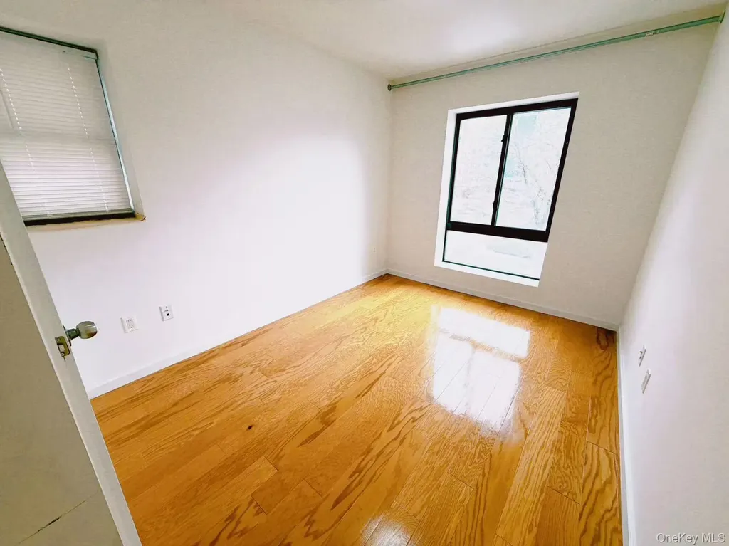42-29 Parsons Boulevard Flushing NY 11355