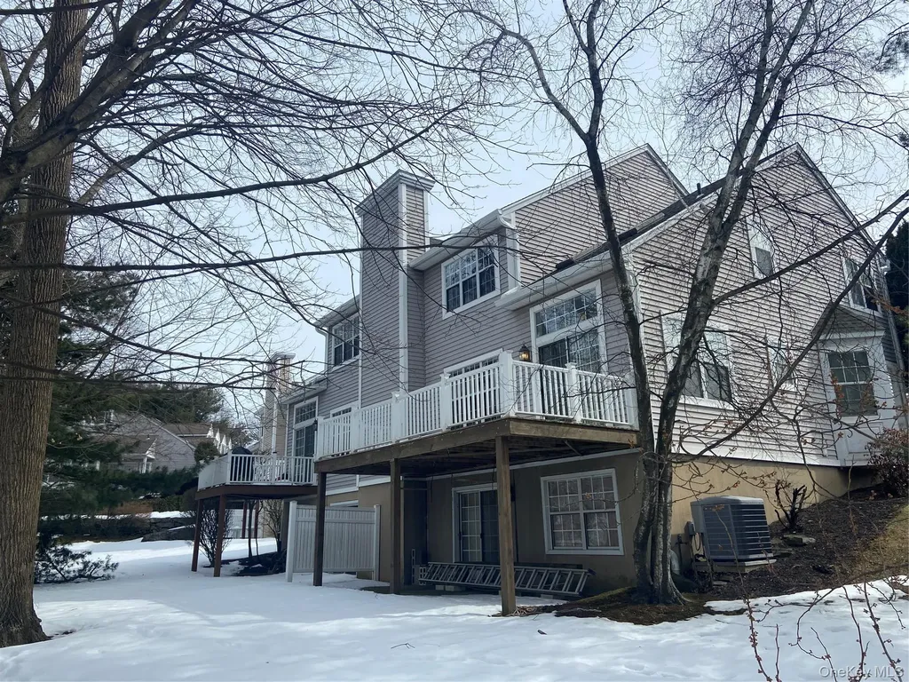 83 Roundtop Road Yonkers NY 10710