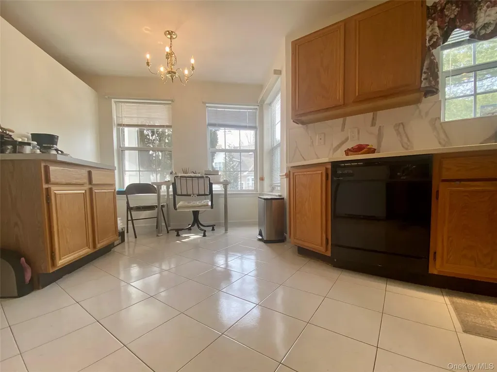 83 Roundtop Road Yonkers NY 10710