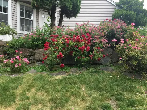 83 Roundtop Road Yonkers NY 10710