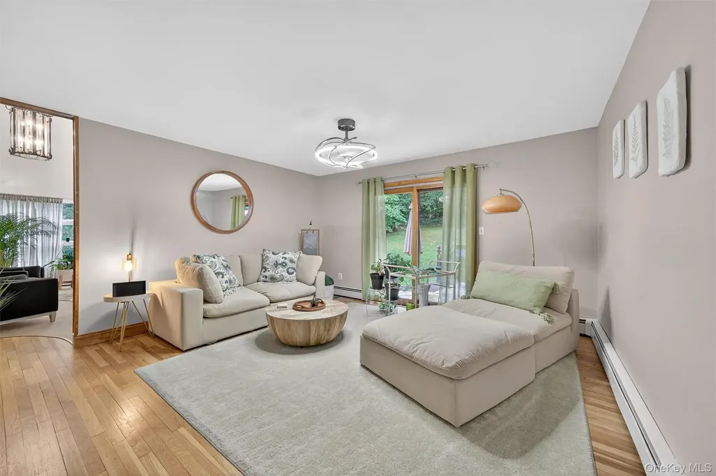 41 Hickory Hill Road Newburgh NY 12550
