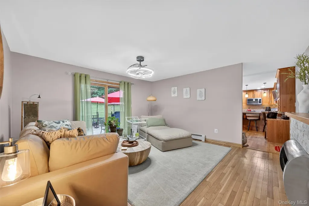 41 Hickory Hill Road Newburgh NY 12550