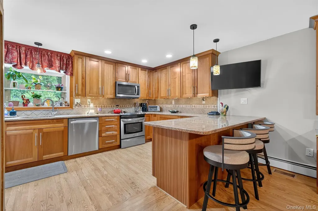 41 Hickory Hill Road Newburgh NY 12550