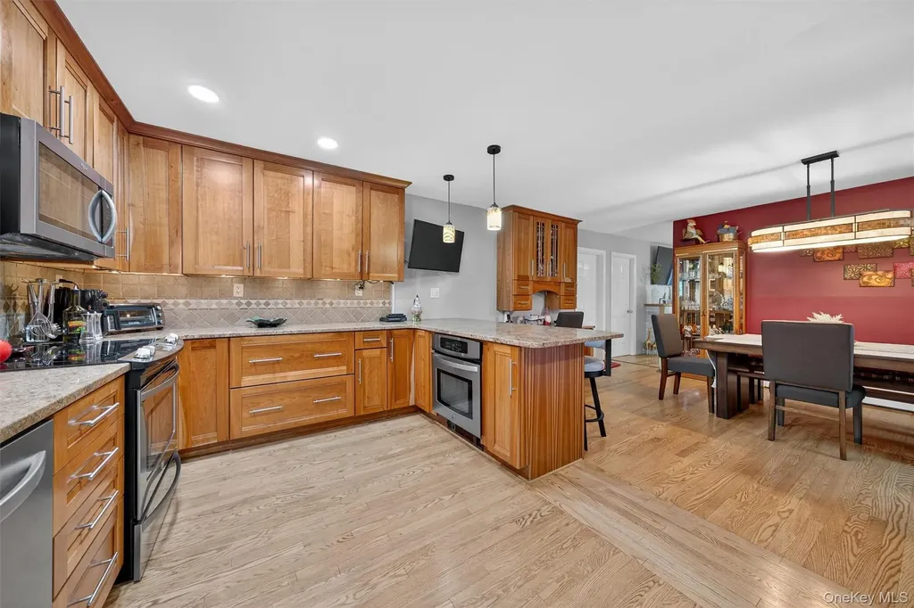 41 Hickory Hill Road Newburgh NY 12550