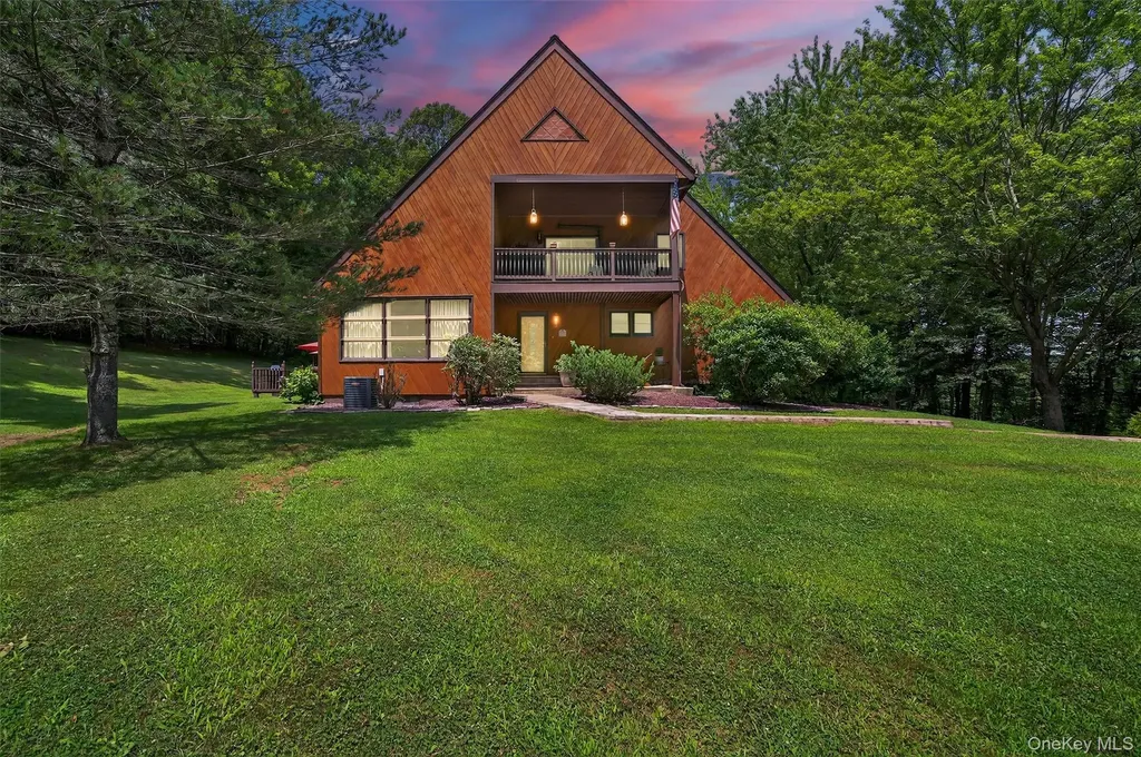 41 Hickory Hill Road Newburgh NY 12550