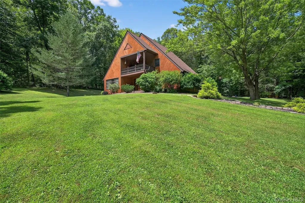 41 Hickory Hill Road Newburgh NY 12550