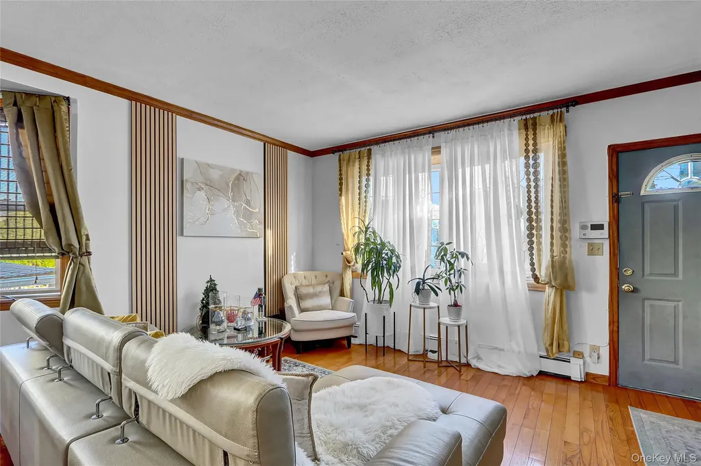 150-27 16th Road Whitestone NY 11357