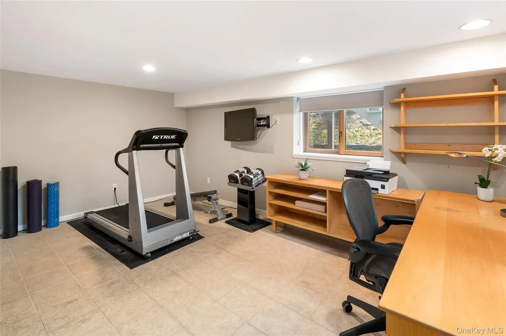 46 Oregon Road Armonk NY 10504