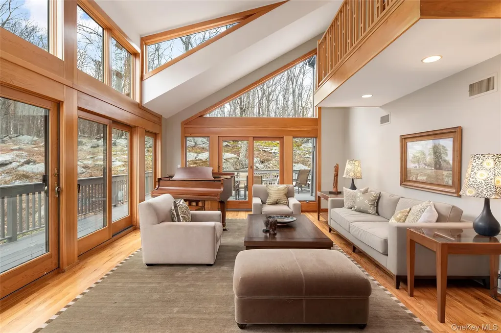 46 Oregon Road Armonk NY 10504