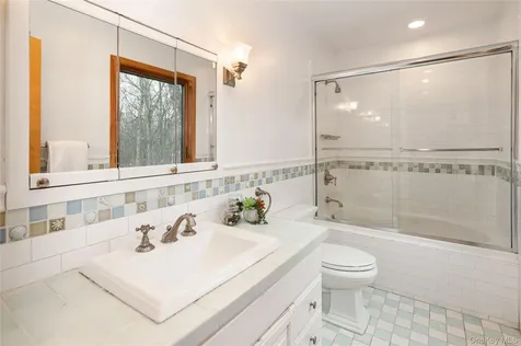 46 Oregon Road Armonk NY 10504