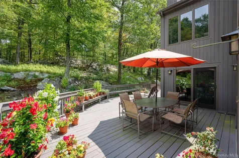 46 Oregon Road Armonk NY 10504