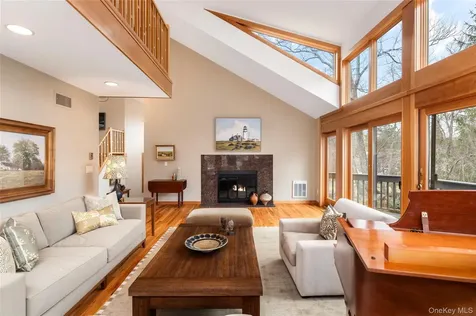46 Oregon Road Armonk NY 10504