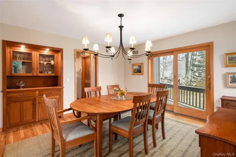 46 Oregon Road Armonk NY 10504